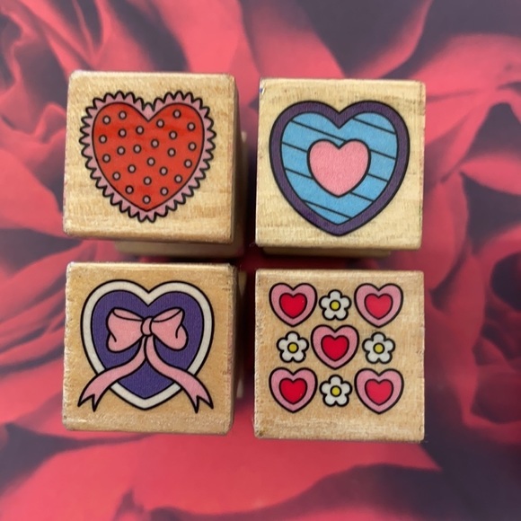 Lot of Small Butterflies & Hearts Wood Mounted Stamps - Picture 2 of 6